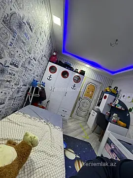 Satılır 3 otaqlı köhnə tikili 80 m²