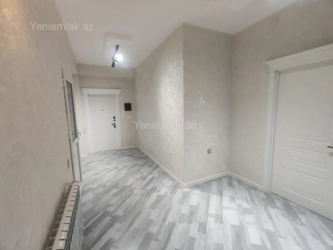 Satılır 4 otaqlı yeni tikili 165 m²