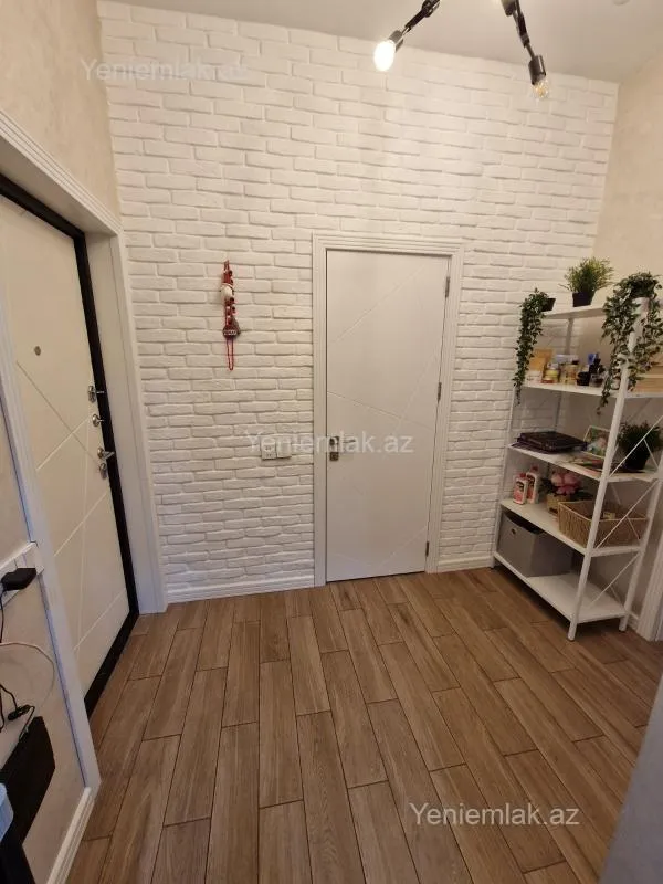 Satılır 2 otaqlı yeni tikili 90.5 m²