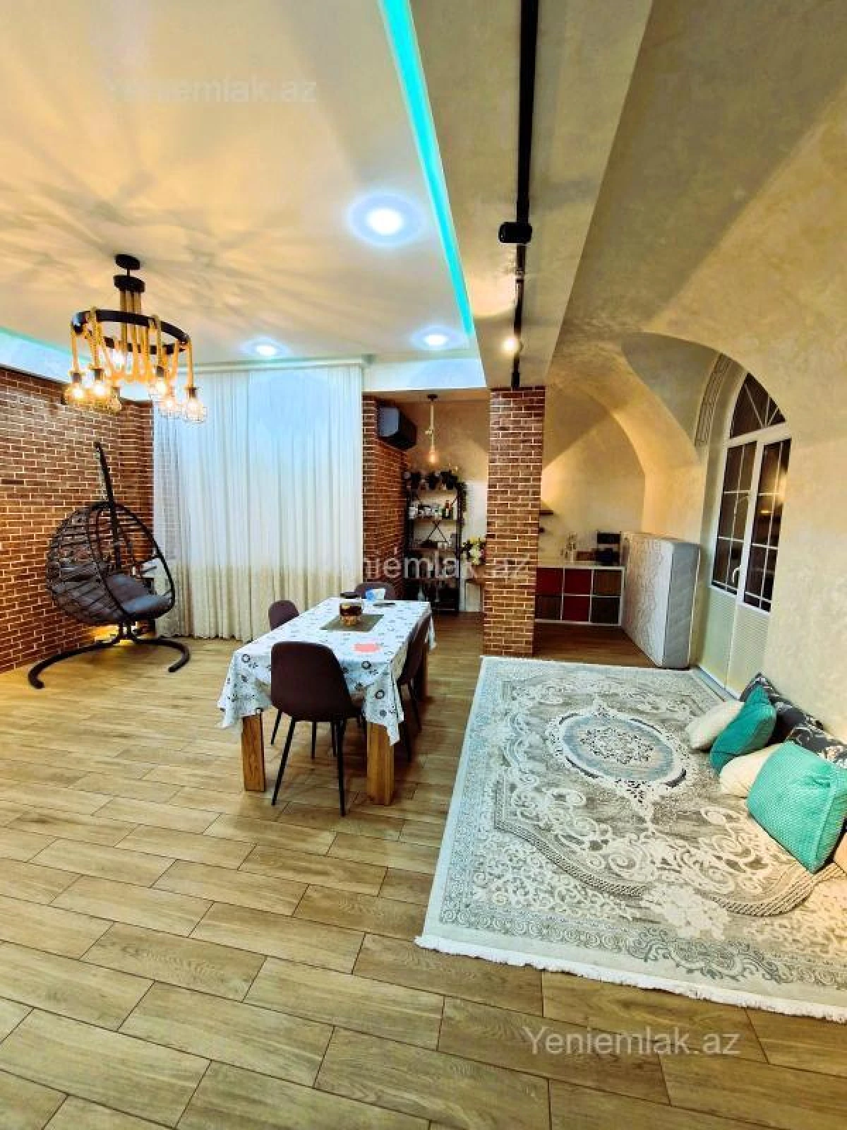 Satılır 2 otaqlı yeni tikili 90.5 m²