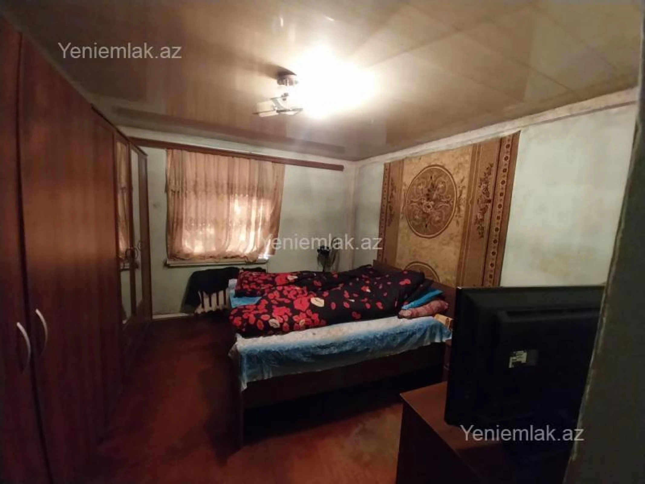 Satılır 1 otaqlı köhnə tikili 30 m²