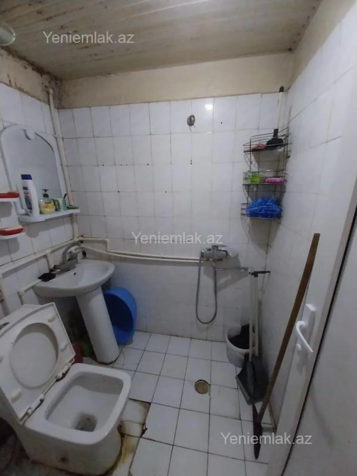 Satılır 1 otaqlı köhnə tikili 30 m²