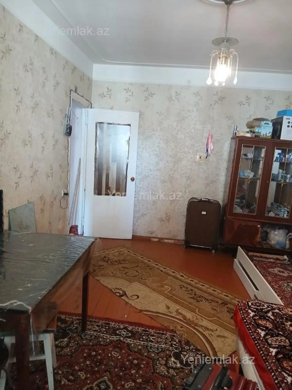 Satılır 1 otaqlı köhnə tikili 35 m²