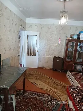 Satılır 1 otaqlı köhnə tikili 35 m²
