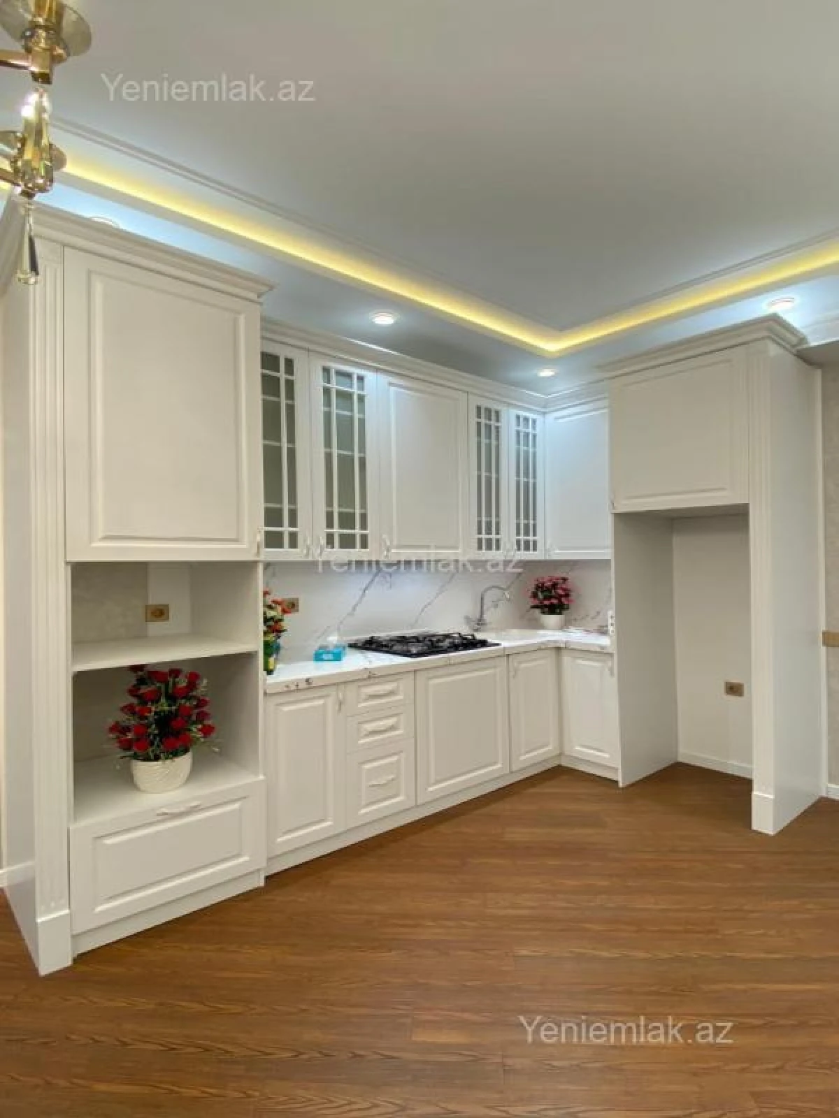 Satılır 3 otaqlı yeni tikili 105 m²