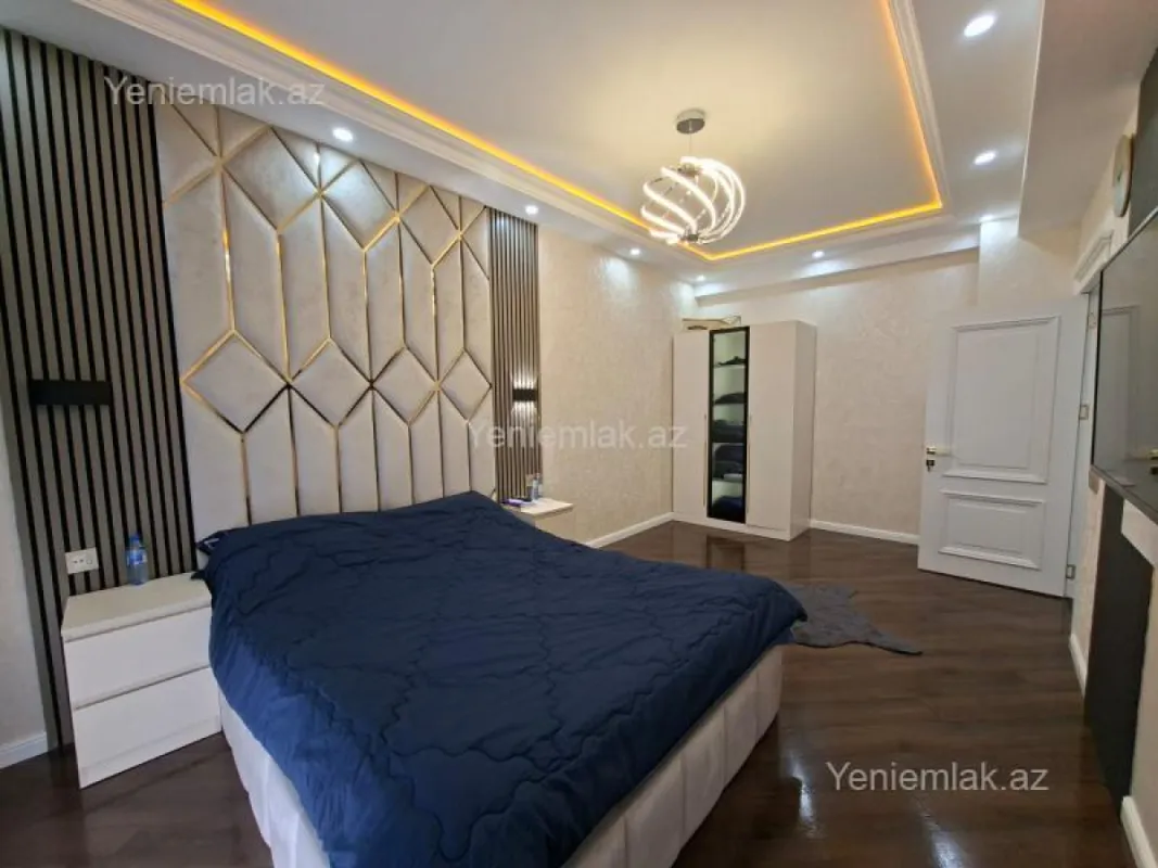 Satılır 2 otaqlı yeni tikili 72 m²