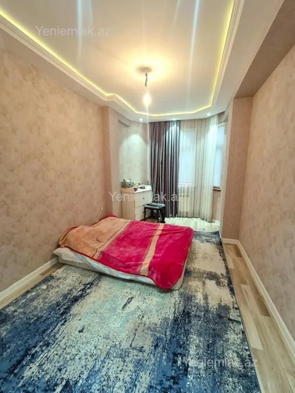 Satılır 3 otaqlı yeni tikili 140 m²