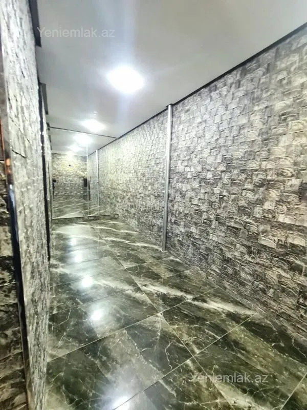Satılır 3 otaqlı yeni tikili 140 m²
