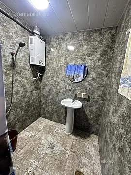 Satılır 2 otaqlı köhnə tikili 60 m²