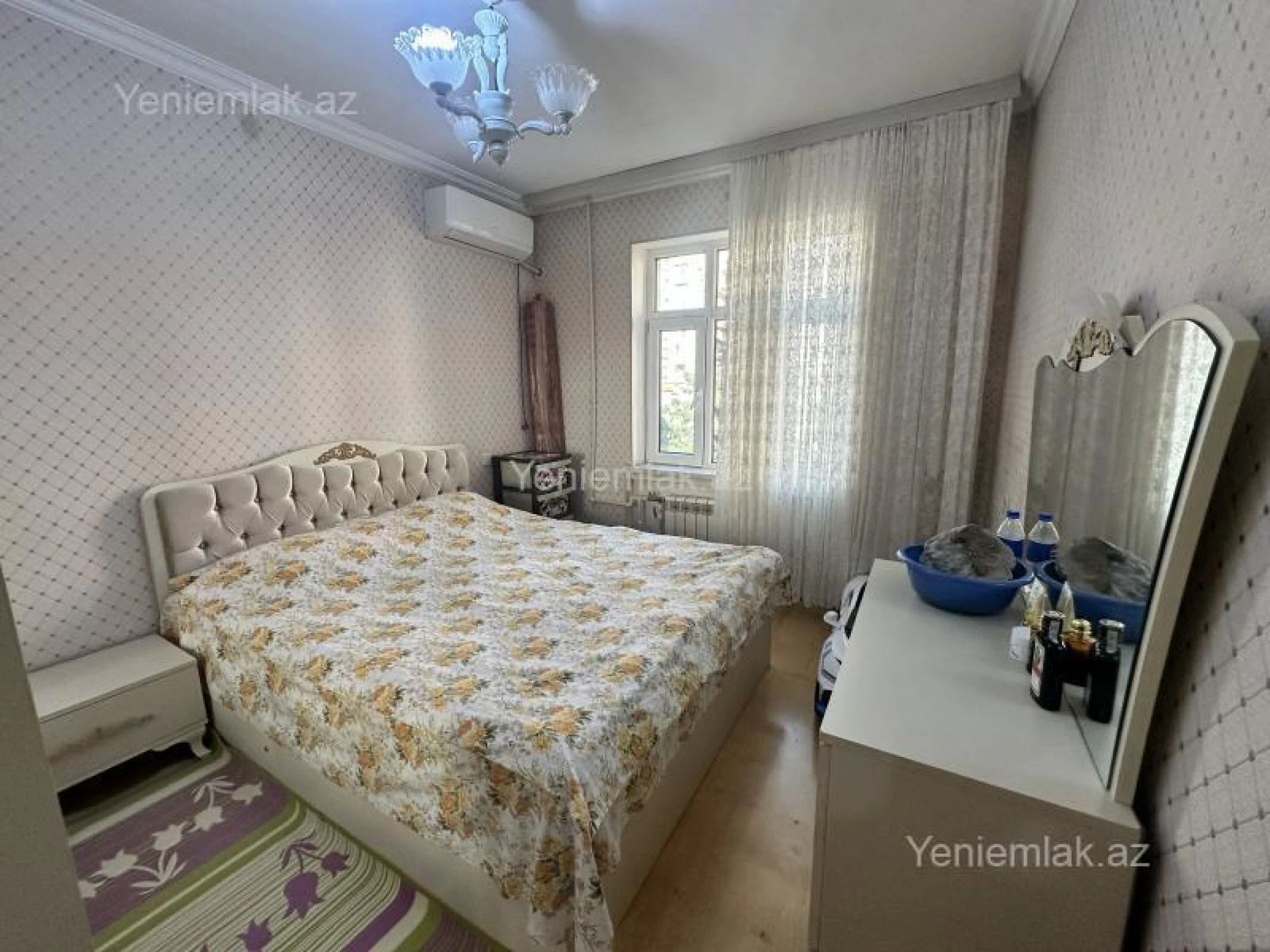 Satılır 2 otaqlı köhnə tikili 60 m²
