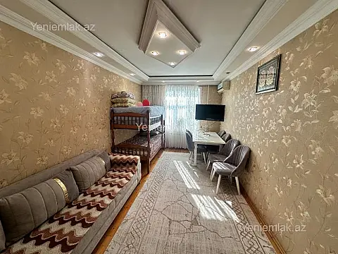 Satılır 2 otaqlı köhnə tikili 60 m²