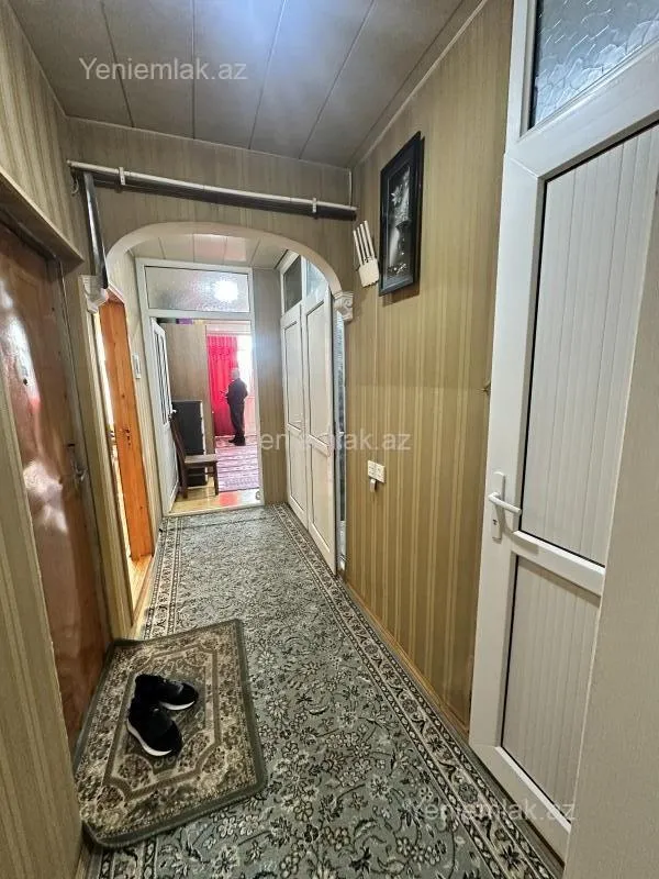 Satılır 2 otaqlı köhnə tikili 60 m²