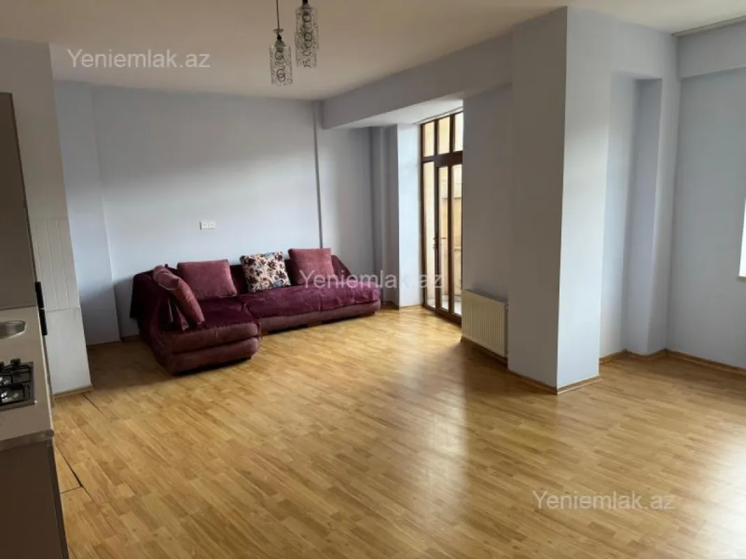 Satılır 3 otaqlı yeni tikili 125 m²