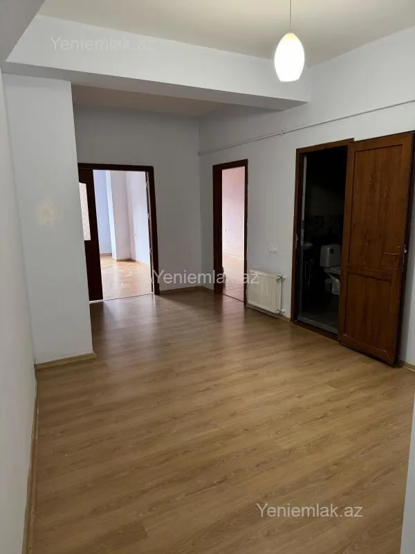 Satılır 3 otaqlı yeni tikili 125 m²