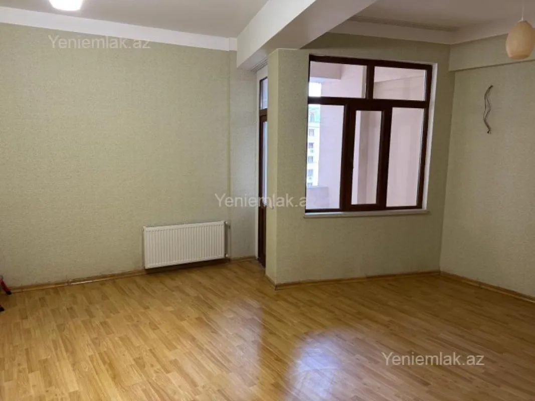 Satılır 3 otaqlı yeni tikili 125 m²