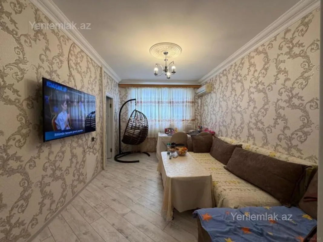 Satılır 4 otaqlı köhnə tikili 70 m²