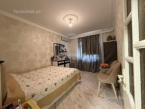 Satılır 4 otaqlı köhnə tikili 70 m²