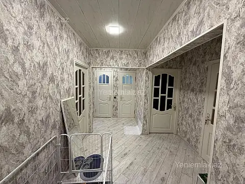 Satılır 4 otaqlı köhnə tikili 70 m²