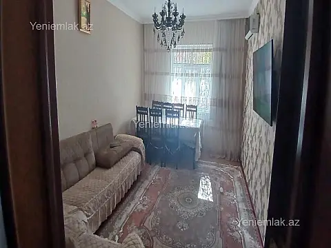 Satılır 5 otaqlı köhnə tikili 100 m²