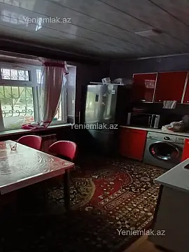 Satılır 5 otaqlı köhnə tikili 100 m²