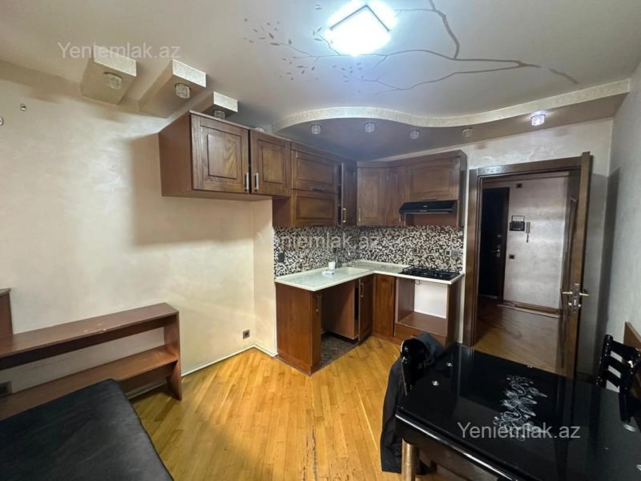 Satılır 2 otaqlı yeni tikili 75 m²