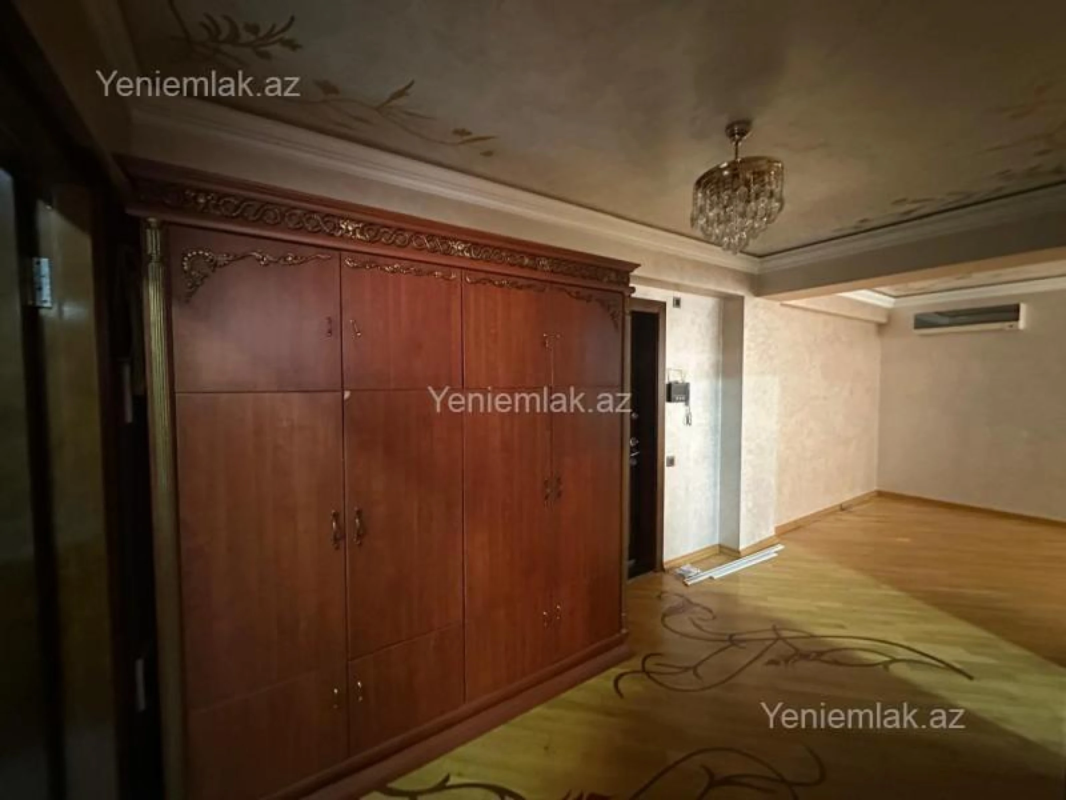 Satılır 2 otaqlı yeni tikili 75 m²