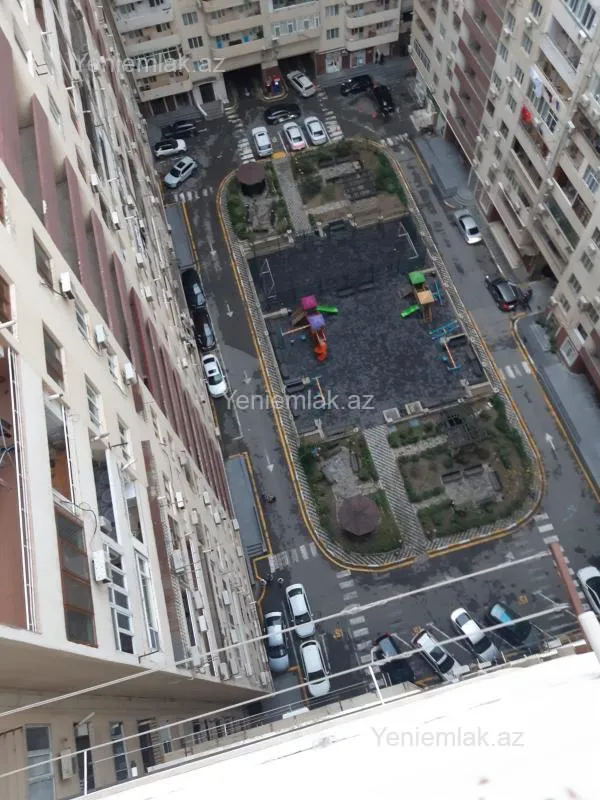 Satılır 2 otaqlı yeni tikili 75 m²