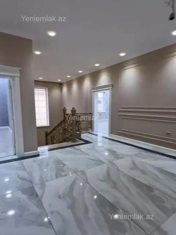 Satılır 6 otaqlı həyət evi 350 m²
