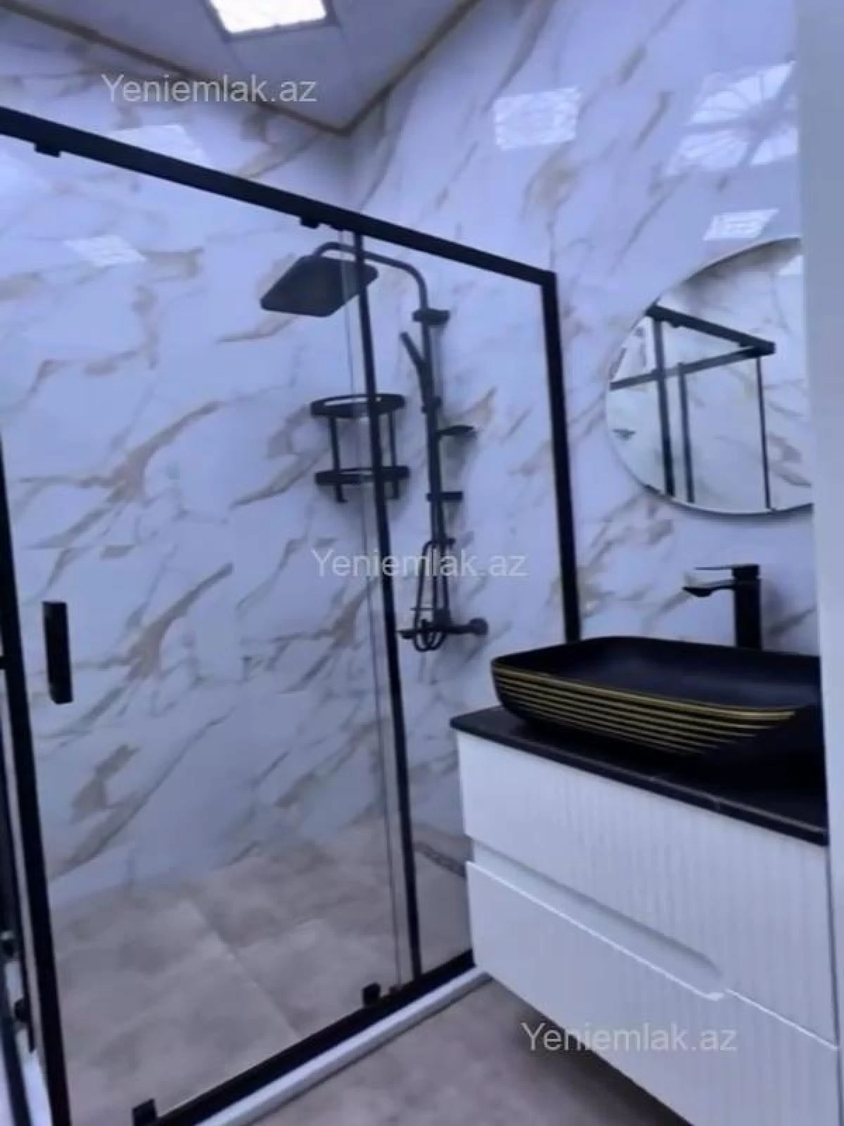 Satılır 6 otaqlı həyət evi 350 m²