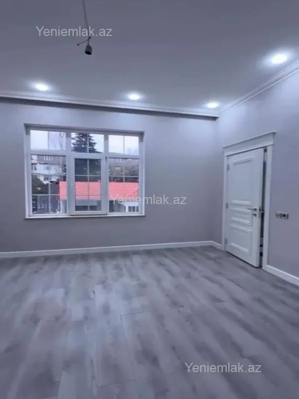 Satılır 6 otaqlı həyət evi 350 m²
