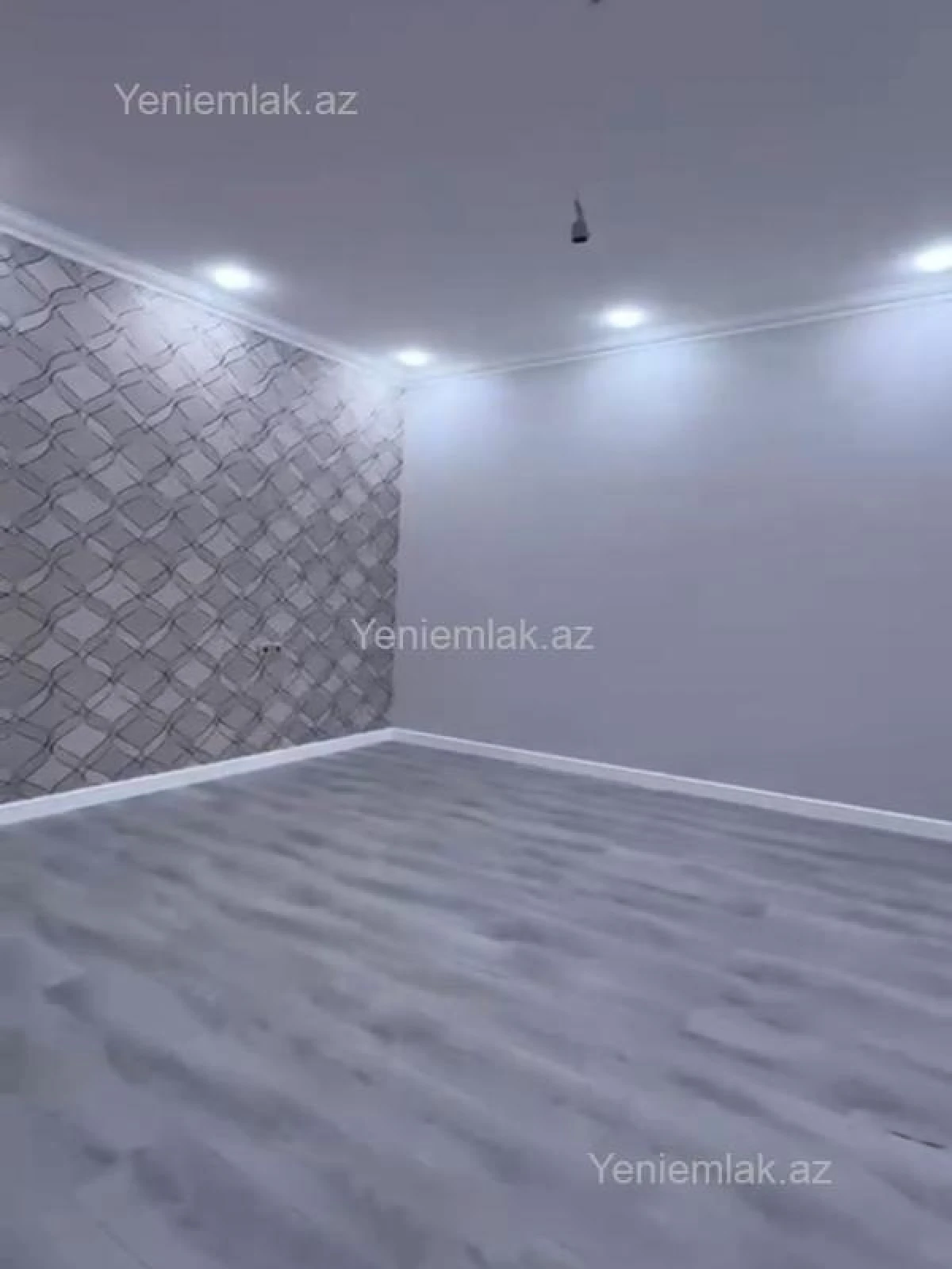 Satılır 6 otaqlı həyət evi 350 m²