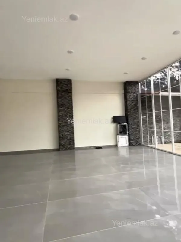 Satılır 6 otaqlı həyət evi 350 m²