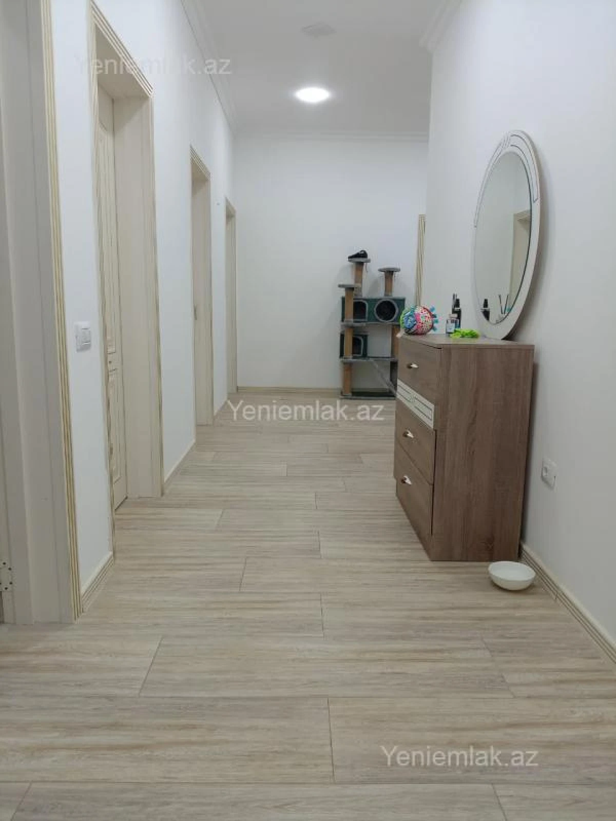Satılır 6 otaqlı obyekt 300 m²