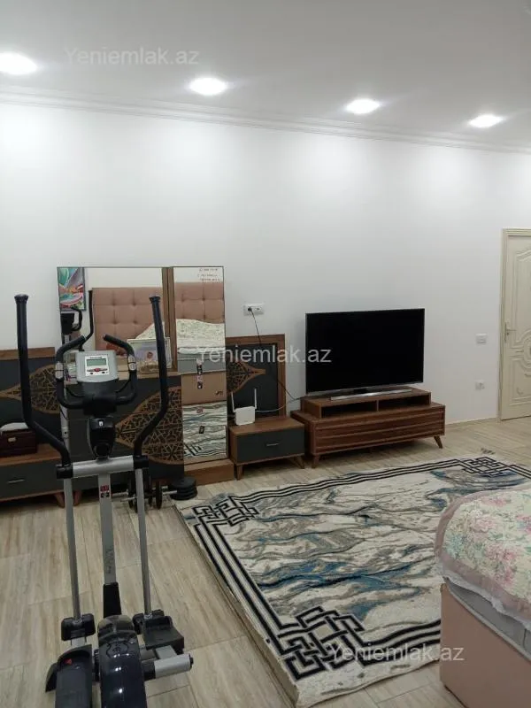 Satılır 6 otaqlı obyekt 300 m²