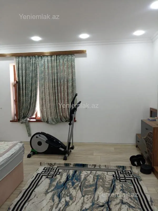 Satılır 6 otaqlı obyekt 300 m²