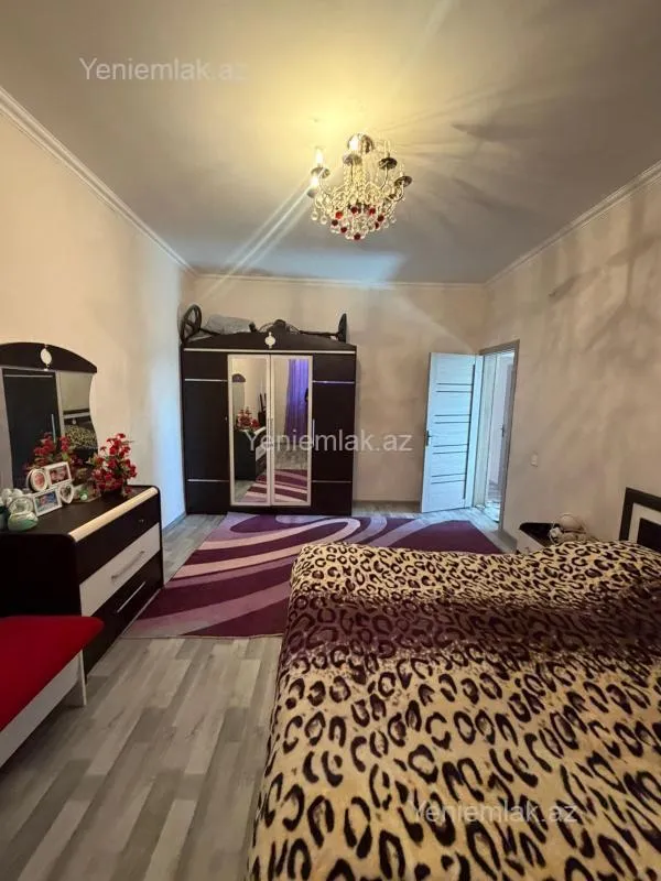 Satılır 3 otaqlı həyət evi 100 m²