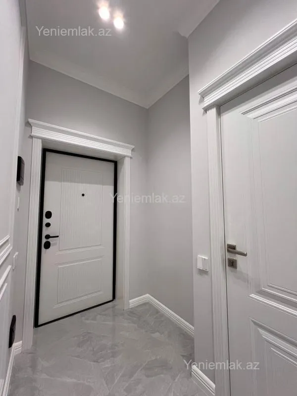 Satılır 2 otaqlı yeni tikili 60 m²