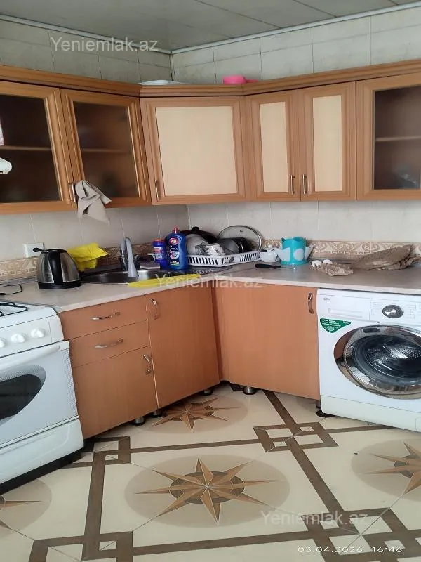 Satılır 3 otaqlı köhnə tikili 80 m²