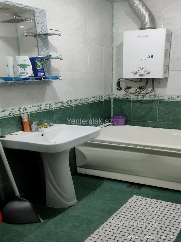 Satılır 3 otaqlı köhnə tikili 80 m²