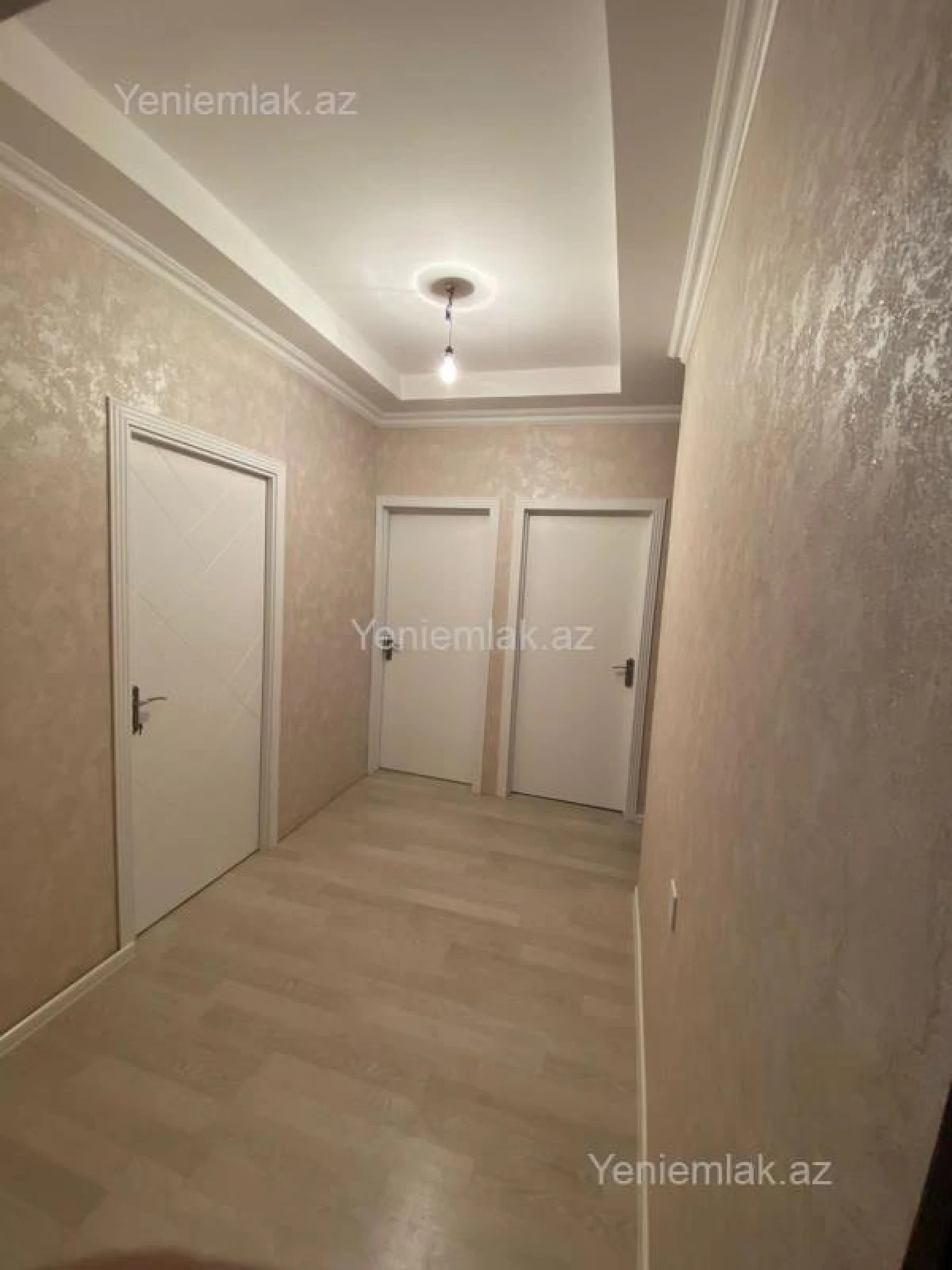 Satılır 3 otaqlı köhnə tikili 85 m²