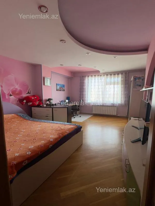 Satılır 4 otaqlı yeni tikili 204 m²