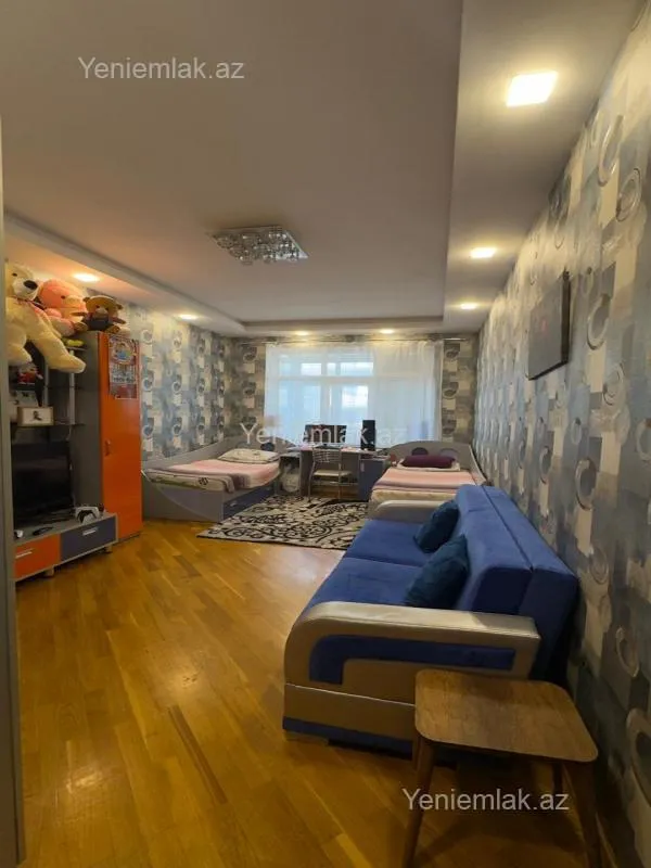 Satılır 4 otaqlı yeni tikili 204 m²