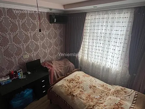 Satılır 2 otaqlı köhnə tikili 60 m²