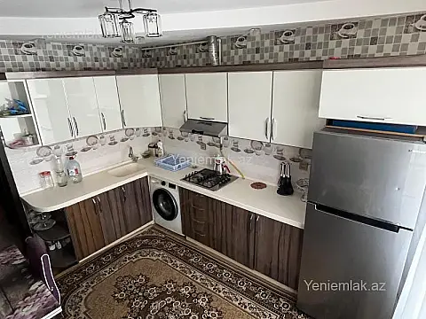 Satılır 2 otaqlı köhnə tikili 60 m²