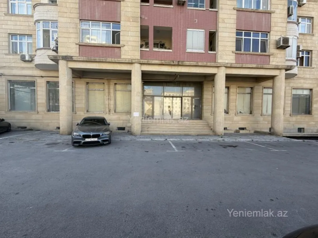 Satılır 1 otaqlı obyekt 487 m²