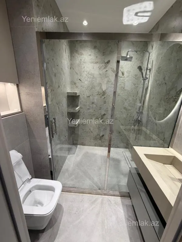 Satılır 4 otaqlı yeni tikili 142 m²