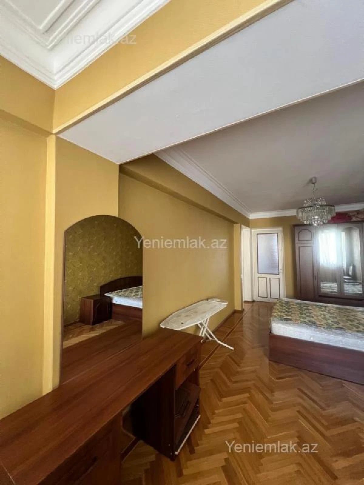 Satılır 3 otaqlı köhnə tikili 85 m²