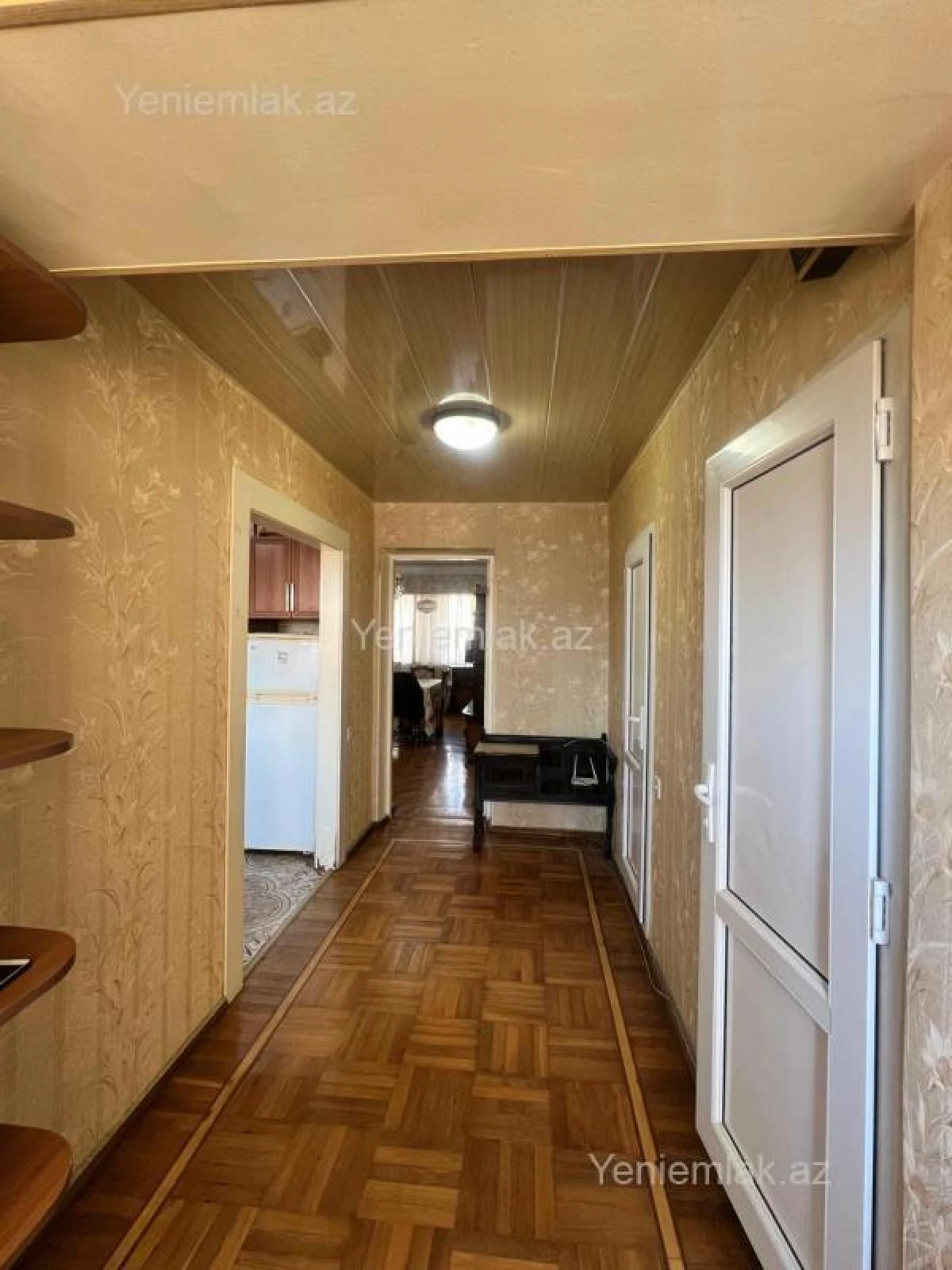 Satılır 3 otaqlı köhnə tikili 85 m²