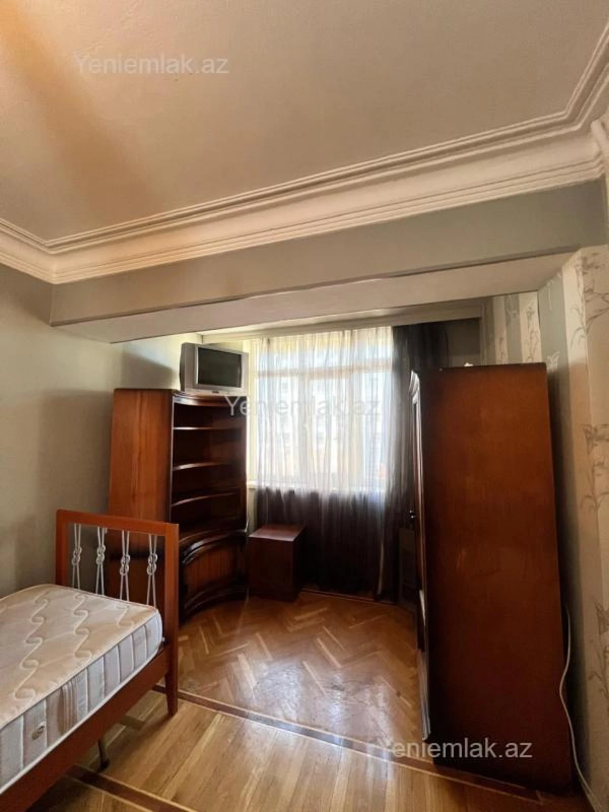 Satılır 3 otaqlı köhnə tikili 85 m²
