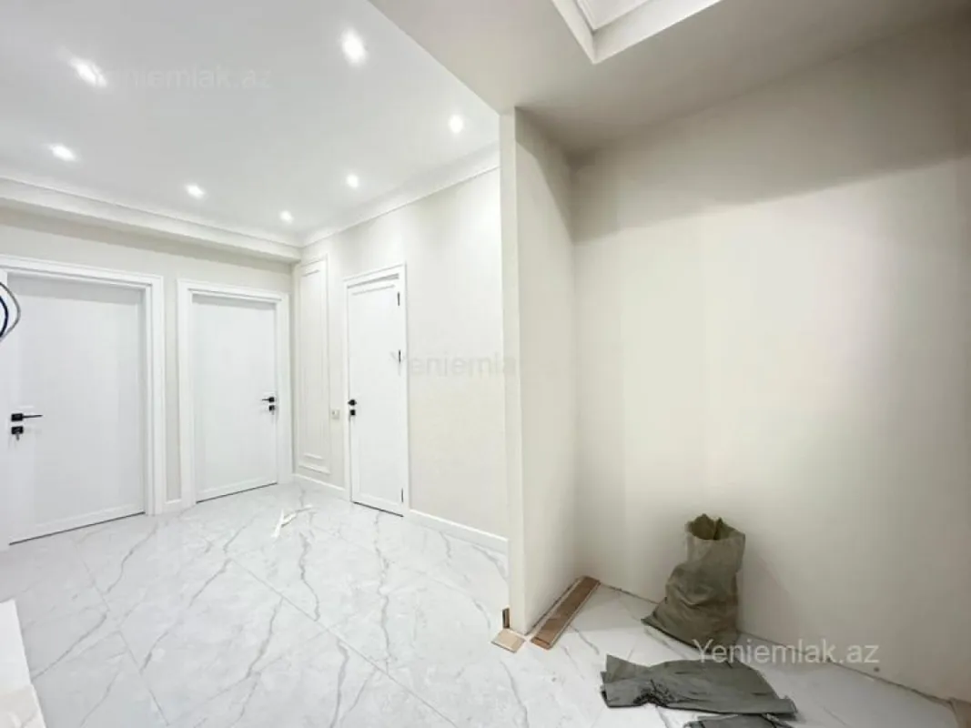 Satılır 3 otaqlı yeni tikili 96 m²